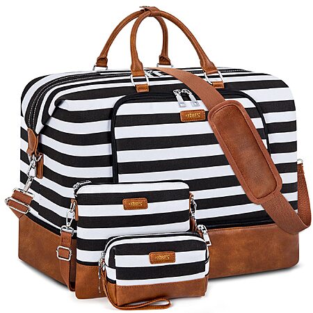 This Weekender Bag for Women Is a Steal at Retailer Right Now